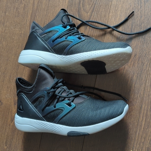 HP. Reebok Hayasu LimitedBlack/Oil Slick-White-Volt (W) - Picture 7 of 14